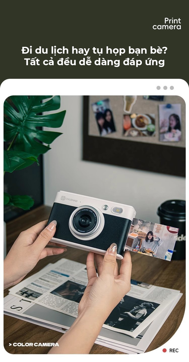 Người dùng sử dụng máy in ảnh lấy ngay khi đi du lịch