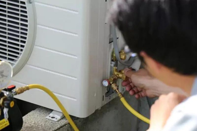 Chi tiết các bước hút chân không máy lạnh mới