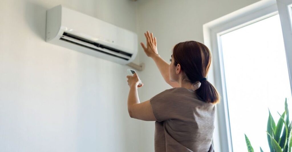 Điều khiển máy lạnh để sử dụng hiệu quả