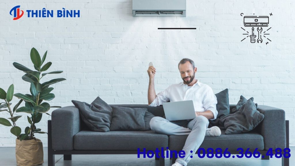 Hình ảnh kiểm tra các bộ phận bên trong máy lạnh để tìm nguyên nhân cánh quạt không quay