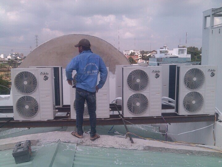 Đội ngũ kỹ thuật viên vệ sinh máy lạnh Gia Phát nhiều kinh nghiệm