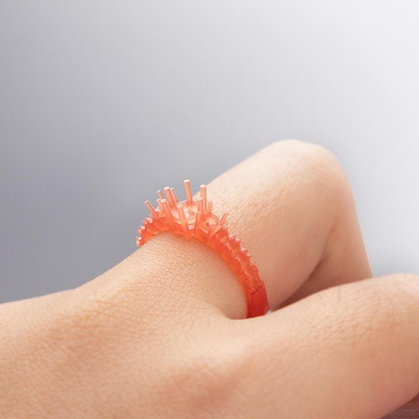 Mẫu nhẫn trang sức được in bằng máy in 3D nhựa lỏng resin