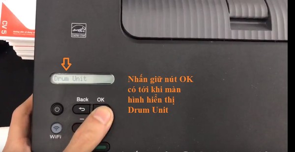 reset Drum máy in Brother 2366dw - Bước 2: Nhấn giữ nút Ok cho tới khi màn hình máy in hiển thị chữ Drum Unit.