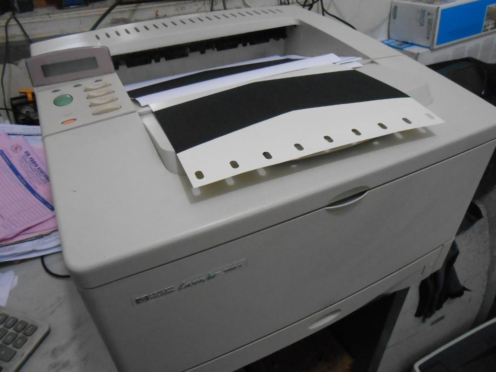 Tổng quan máy in HP Laserjet 5100