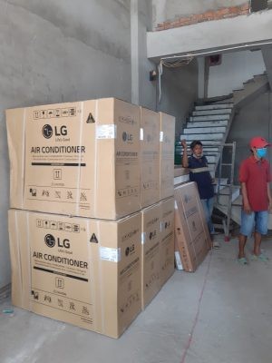 Chi tiết góc mặt nạ máy lạnh âm trần LG