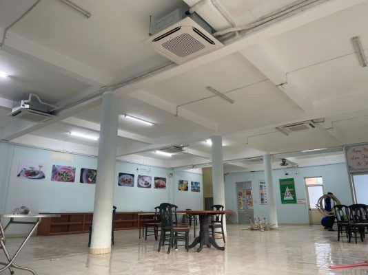 Quá trình lắp đặt dàn nóng máy lạnh âm trần LG 4hp