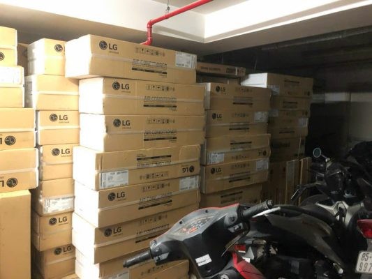 Khu vực đấu nối điện của dàn lạnh máy lạnh âm trần LG