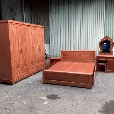 Đầu giường gỗ hương đá chạm khắc hoa văn tinh tế