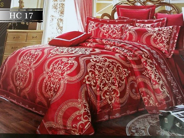 Chăn ga gối màu đỏ nồng cháy tạo điểm nhấn ấn tượng