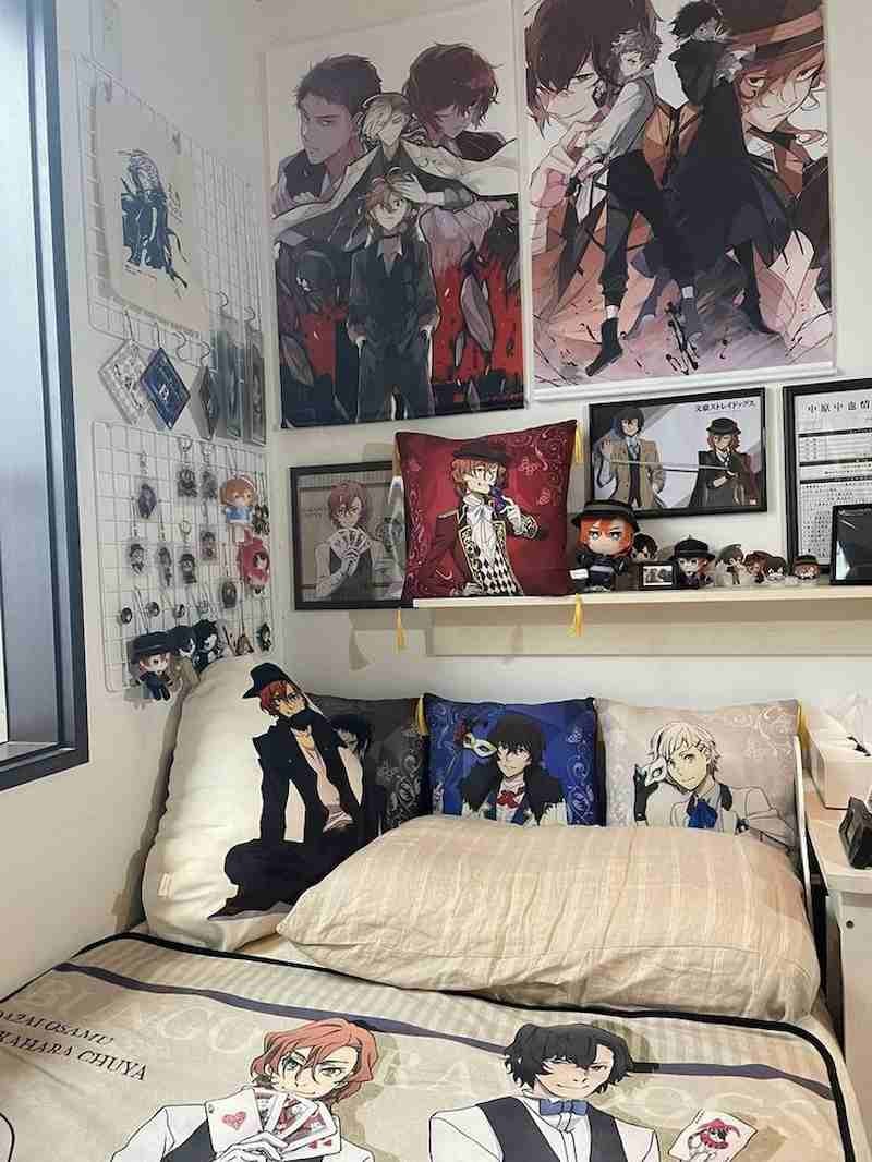 Chăn ga gối đệm in hình anime giúp tăng thêm cá tính cho phòng ngủ