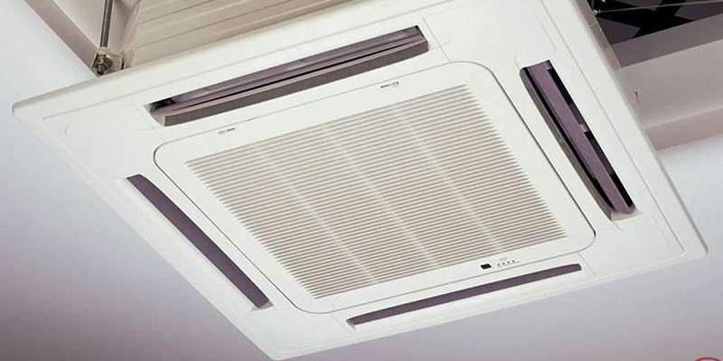 Hình ảnh máy lạnh LG âm trần báo lỗi CH7