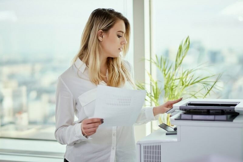 Minh họa các lưu ý quan trọng khi in trực tiếp từ thiết bị lưu trữ