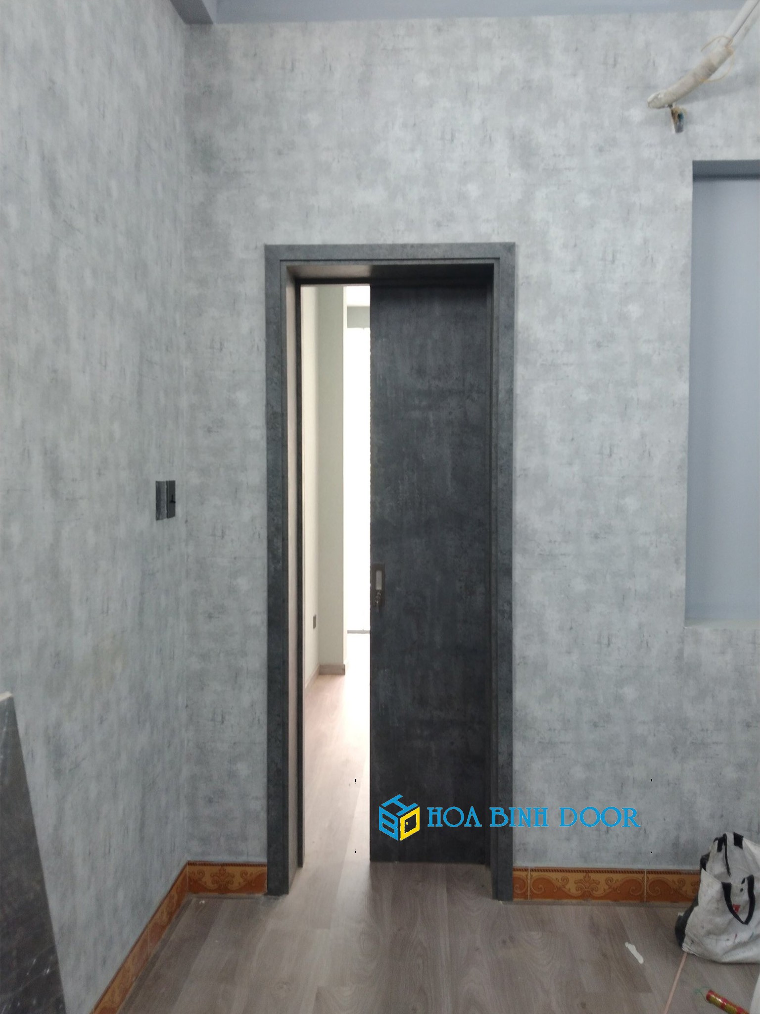 Mẫu cửa lùa gỗ công nghiệp phủ Laminate đẹp cho phòng ngủ