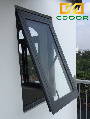Cửa sổ kính phòng ngủ mở hất 1 cánh gọn gàng