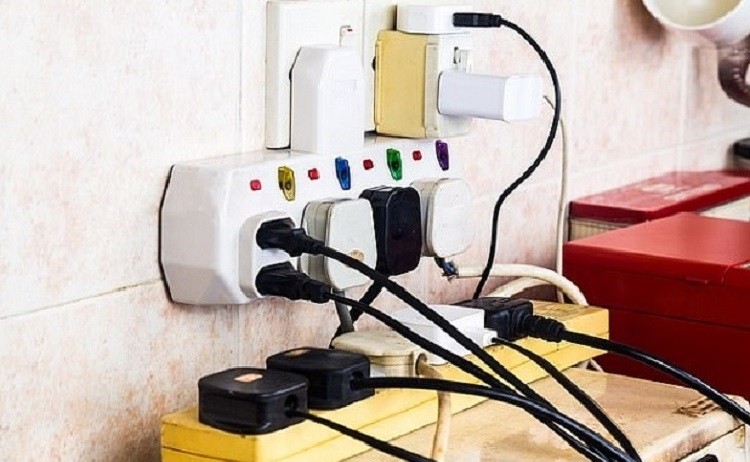 Nguồn điện quá tải, không cung cấp đủ điện cho điều hoà
