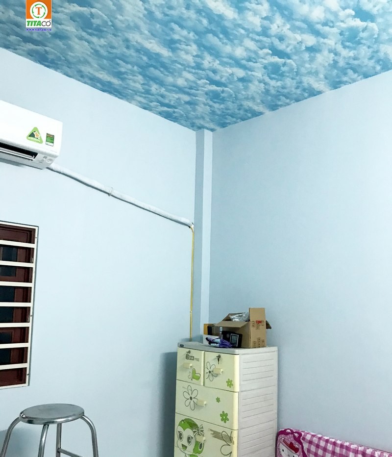 Sử dụng giấy dán tường để trang trí trần phòng ngủ tạo điểm nhấn độc đáo