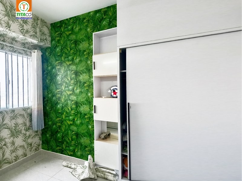 Mẫu giấy dán tường hoa lá cây xanh mang thiên nhiên vào phòng ngủ