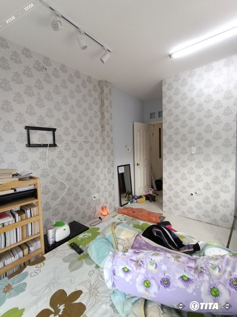 Mẫu giấy dán tường phòng ngủ với họa tiết hoa văn trang nhã