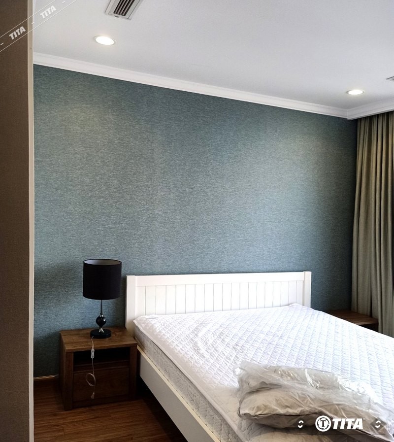 Giấy dán tường phòng ngủ màu xám trơn đơn giản