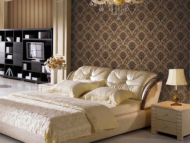 Giấy dán tường phòng ngủ vợ chồng họa tiết kẻ sọc sang trọng
