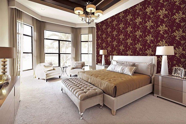 Giấy dán tường phòng ngủ vợ chồng họa tiết hoa hồng lãng mạn