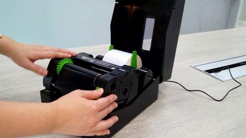 Hướng dẫn lắp cuộn giấy in vào máy in mã vạch