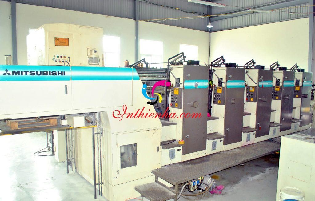 Máy in offset nhiều màu (trên 4 màu) hỗ trợ khổ A3