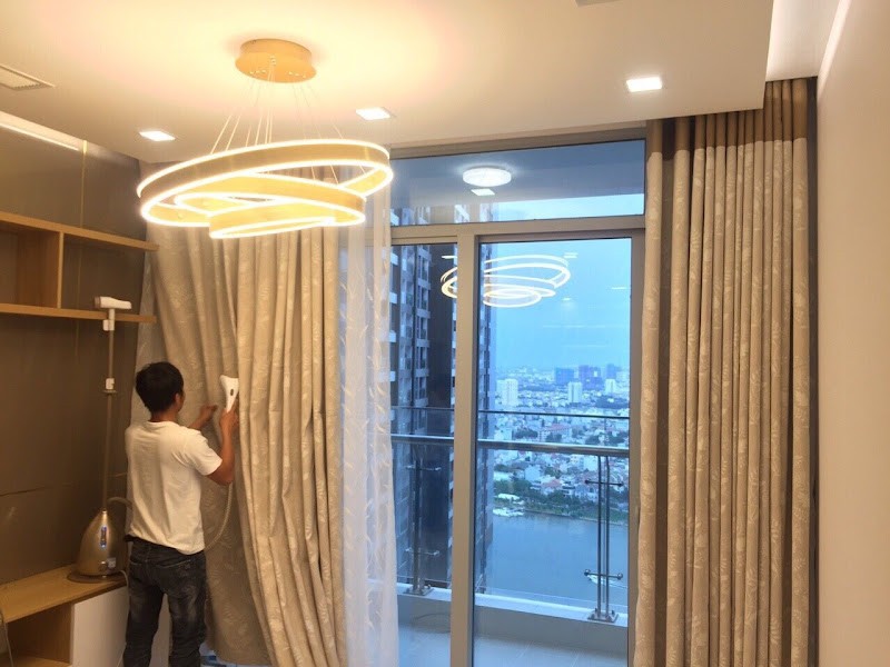 Bộ màn vải 2 lớp tự động màu be cho phòng ngủ