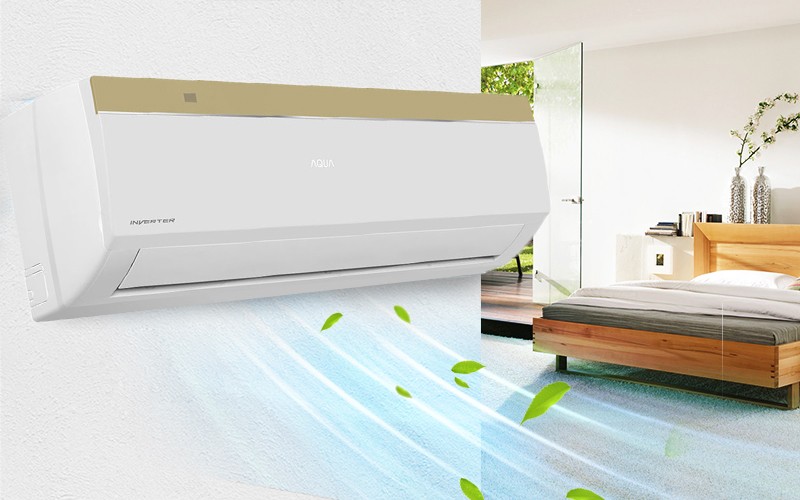 Máy lạnh Aqua Inverter 1 HP AQA-KCRV9VKS lắp đặt trong phòng ngủ