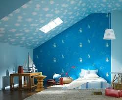 Thiết kế trần nhà phòng ngủ ấn tượng với tranh dán 3D bầu trời và khinh khí cầu