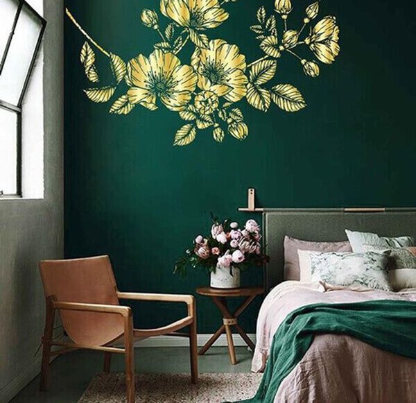 Phòng ngủ tông xanh lá nhạt, tham khảo cách phối hợp màu sắc và vật liệu cho phòng ngủ mệnh Thủy
