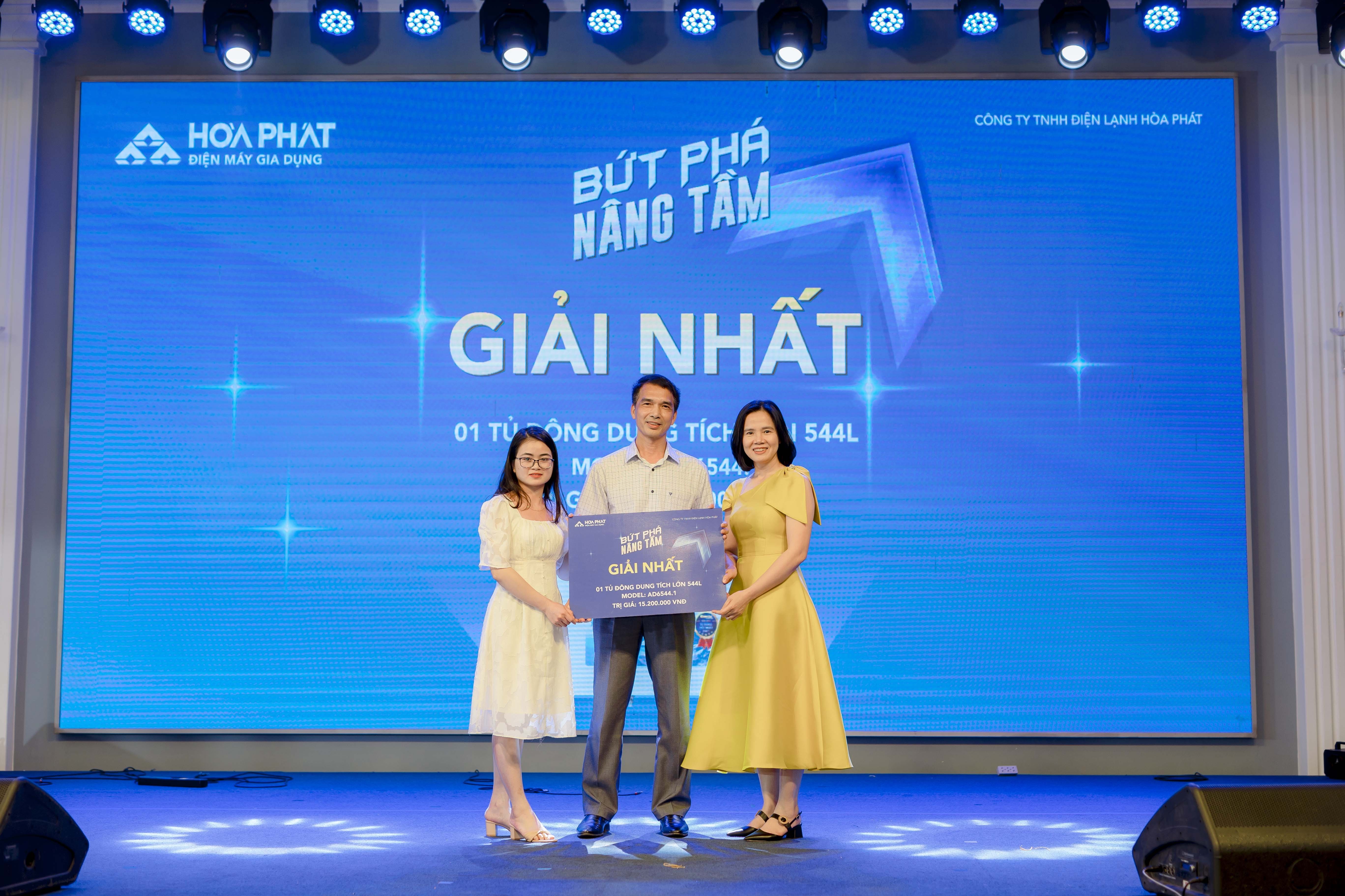 Giao lưu giữa đại lý và lãnh đạo Hòa Phát