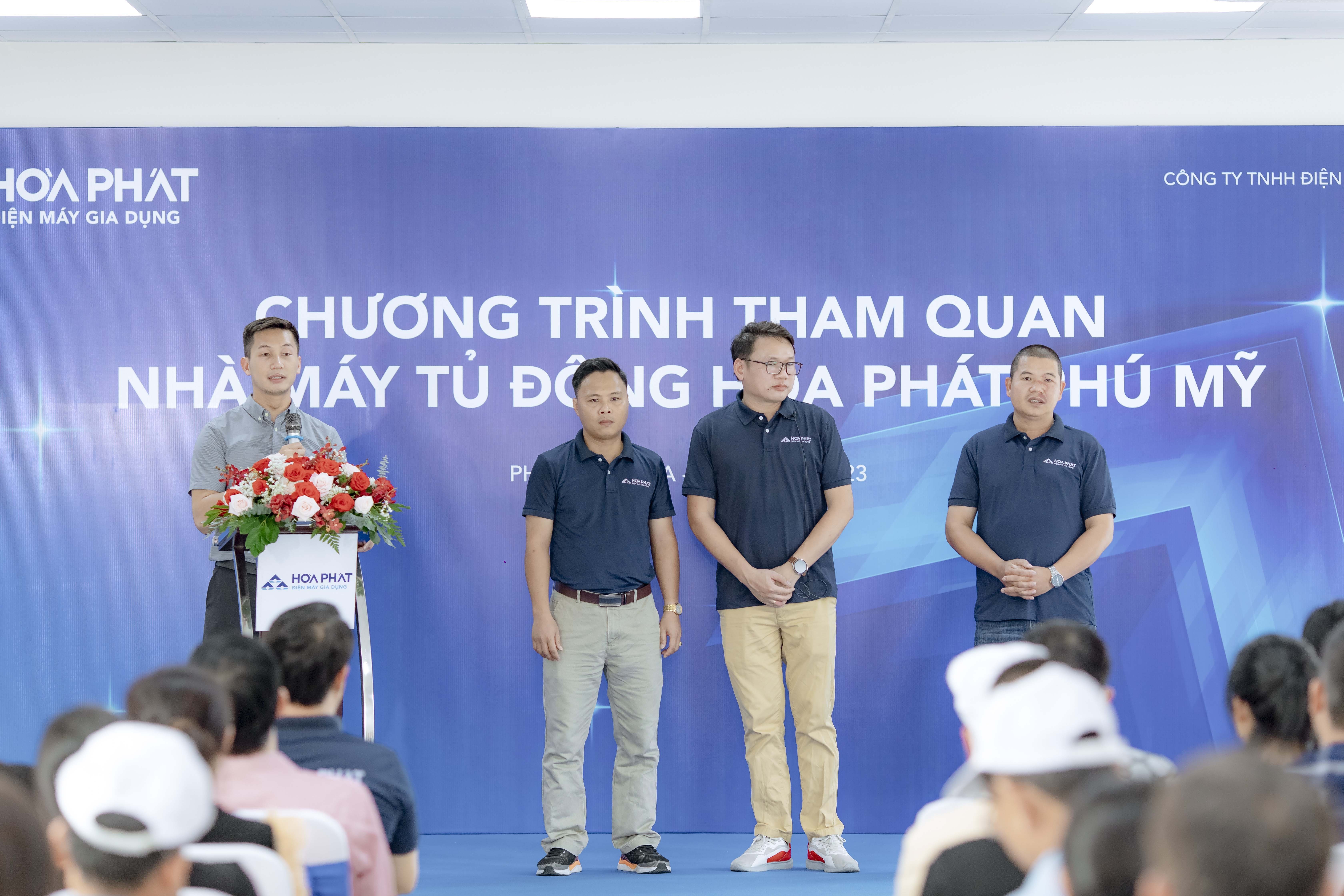 Ông Văn Tiến Luân, Giám đốc Điện lạnh Hòa Phát, phát biểu tri ân đại lý