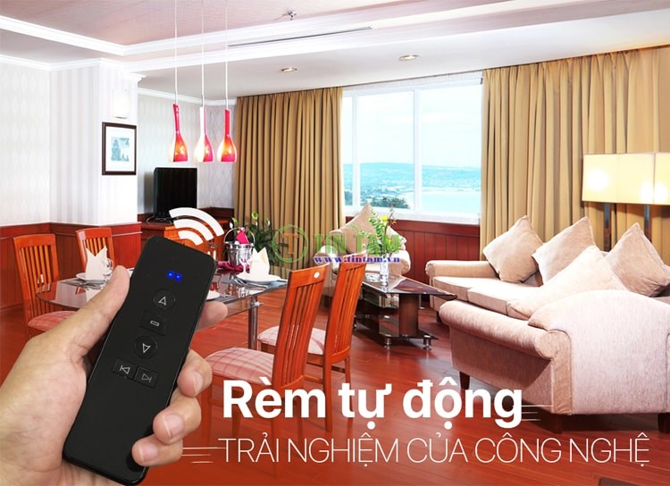 Hệ thống điều khiển màn cửa sổ phòng ngủ bằng remote