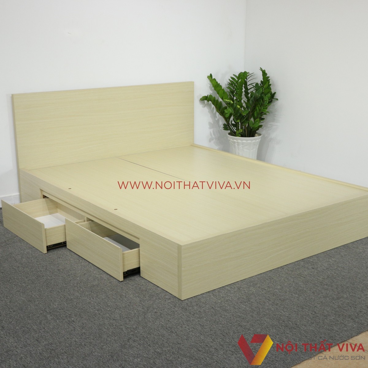 Phòng ngủ nhỏ gọn với giường đặt sát tường, tối ưu không gian