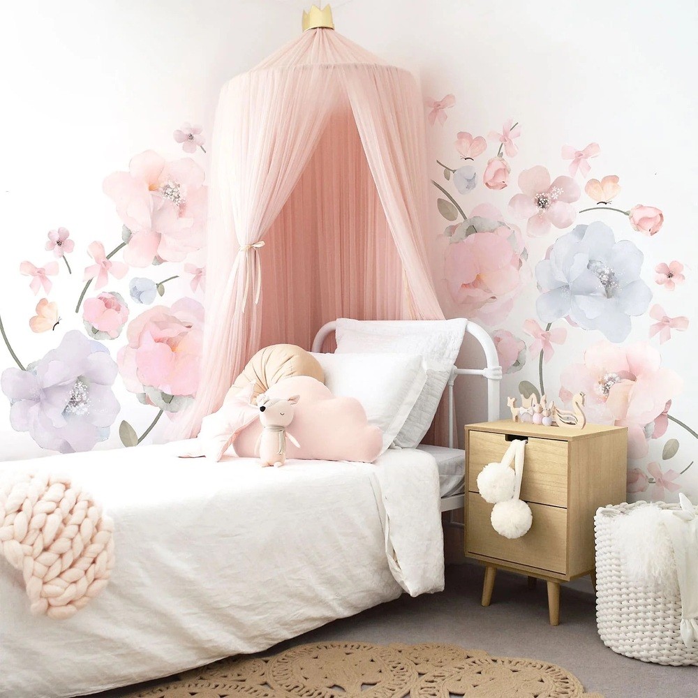 Điểm nhấn cho không gian phòng ngủ với giấy dán tường họa tiết hoa khu vực đầu giường