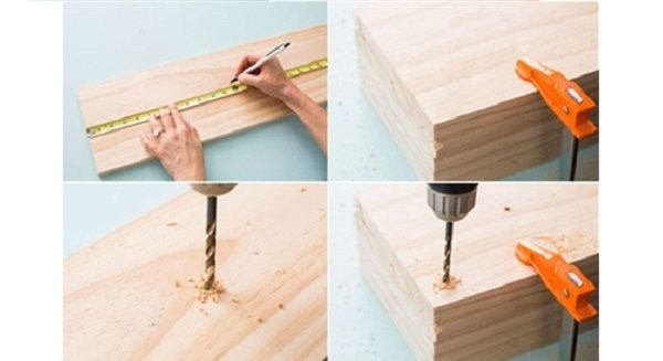 Đánh dấu vị trí và chuẩn bị khoan lỗ trên các tấm gỗ để làm kệ trồng hoa